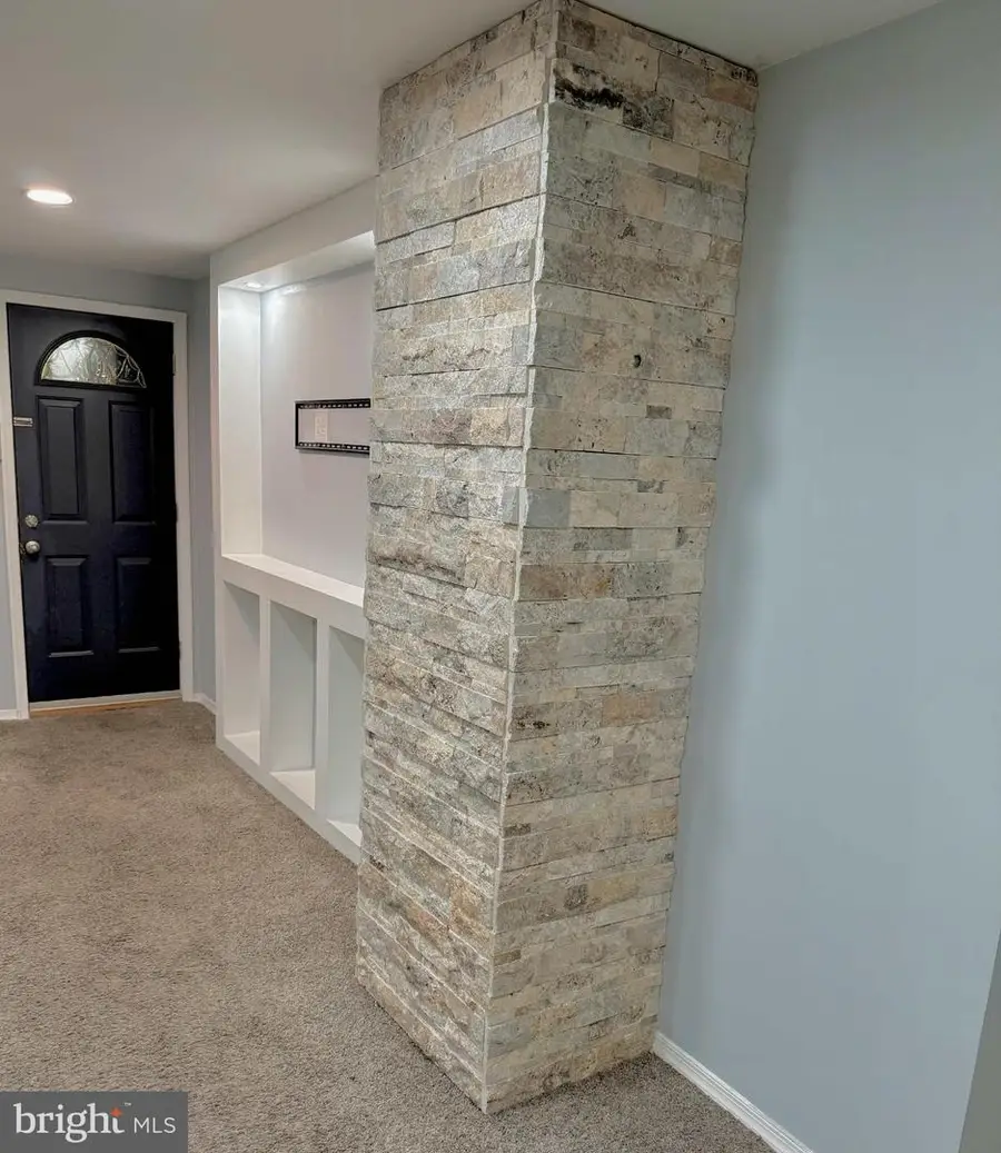 639 N State St, York, PA 17403 - Image #2