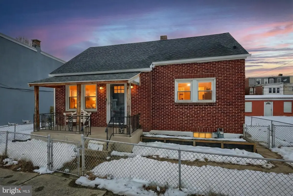 231 Rockdale Ave, York, PA 17403 - #1