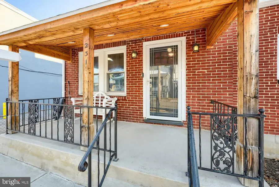 231 Rockdale Ave, York, PA 17403 - #2