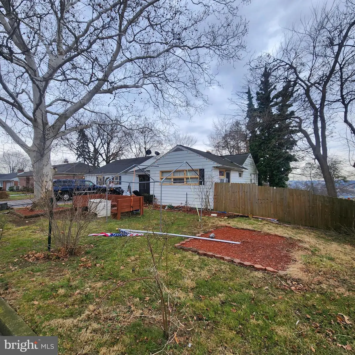 740 N Hawthorne St, York, PA 17404 - Image #1