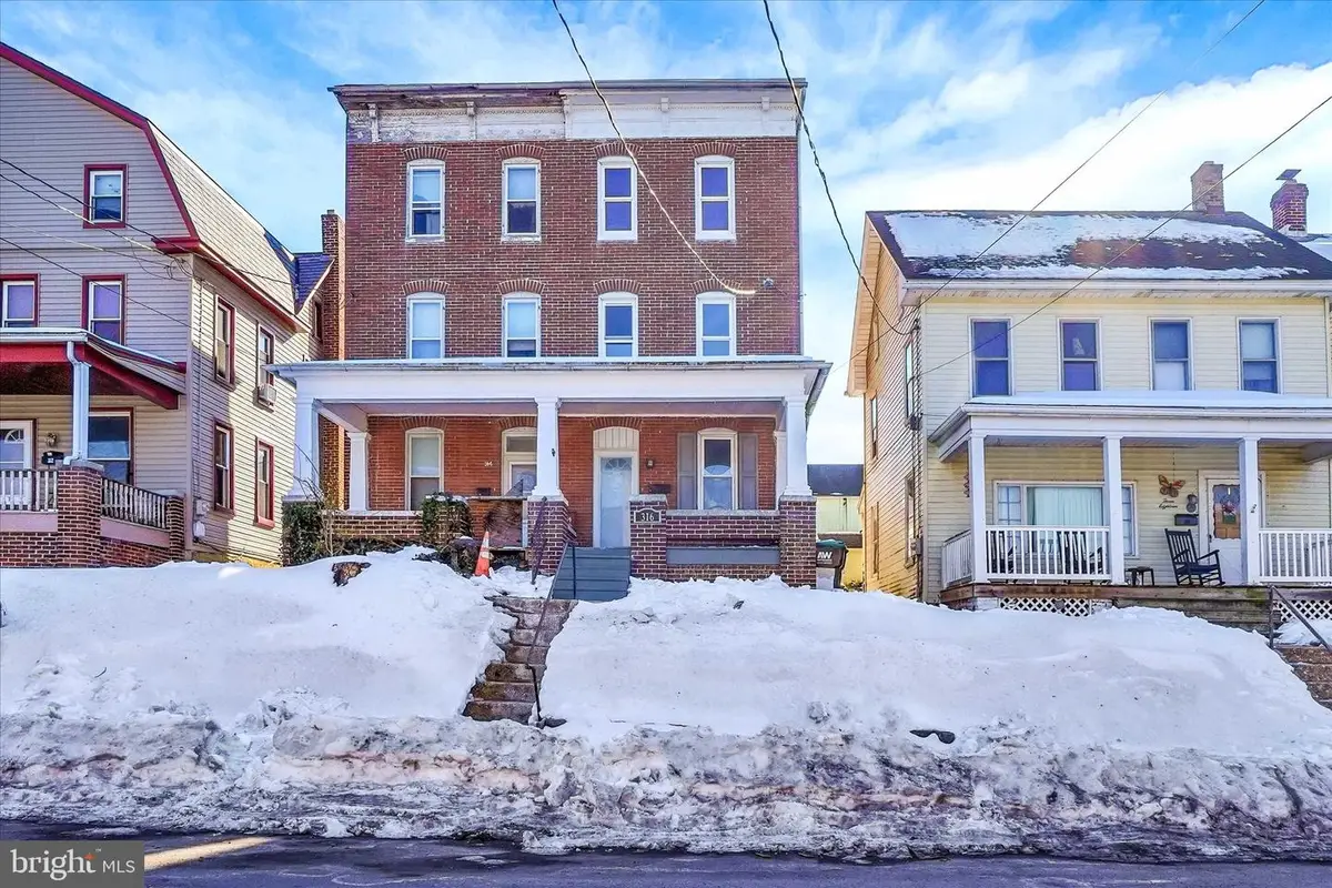 316 W Broadway, Red Lion, PA 17356 - #1