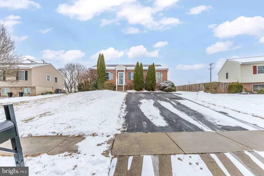 84 Charles Ln, Dover, PA 17315 - #3