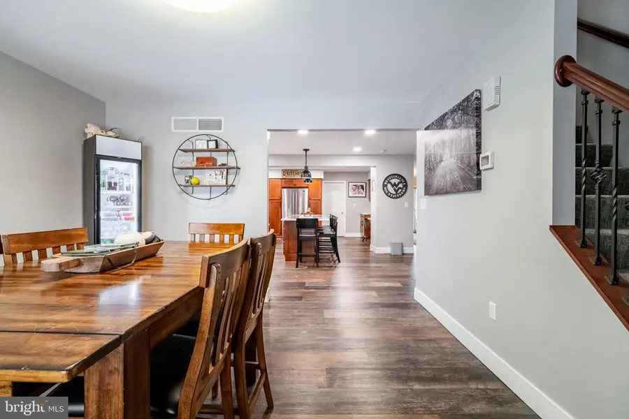 3133 Long Meadow Dr, Dover, PA 17315 - #2