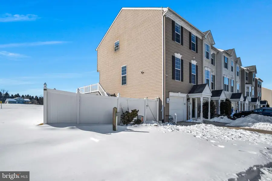 4073 Majestic Ct, Dover, PA 17315 - #2