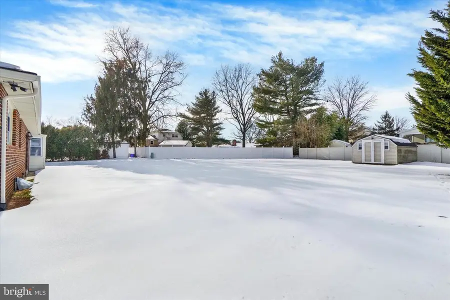 1975 Normandie Dr, York, PA 17408 - #3