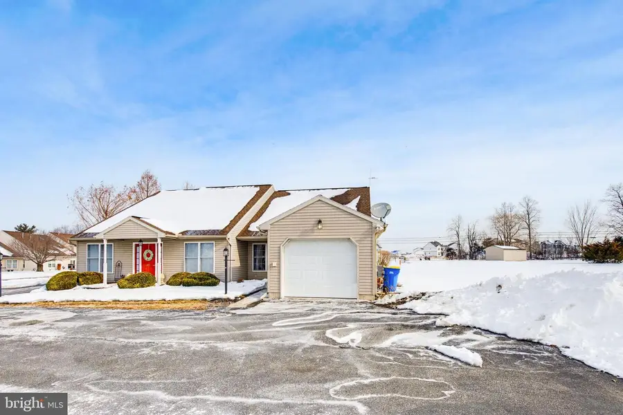 3126 Nittany Dr, Dover, PA 17315 - #2