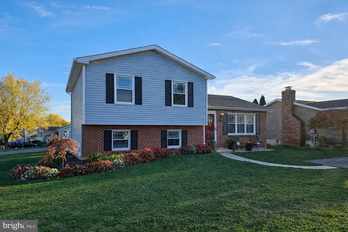 56 Cardinal Dr, Hanover, PA 17331 - #1