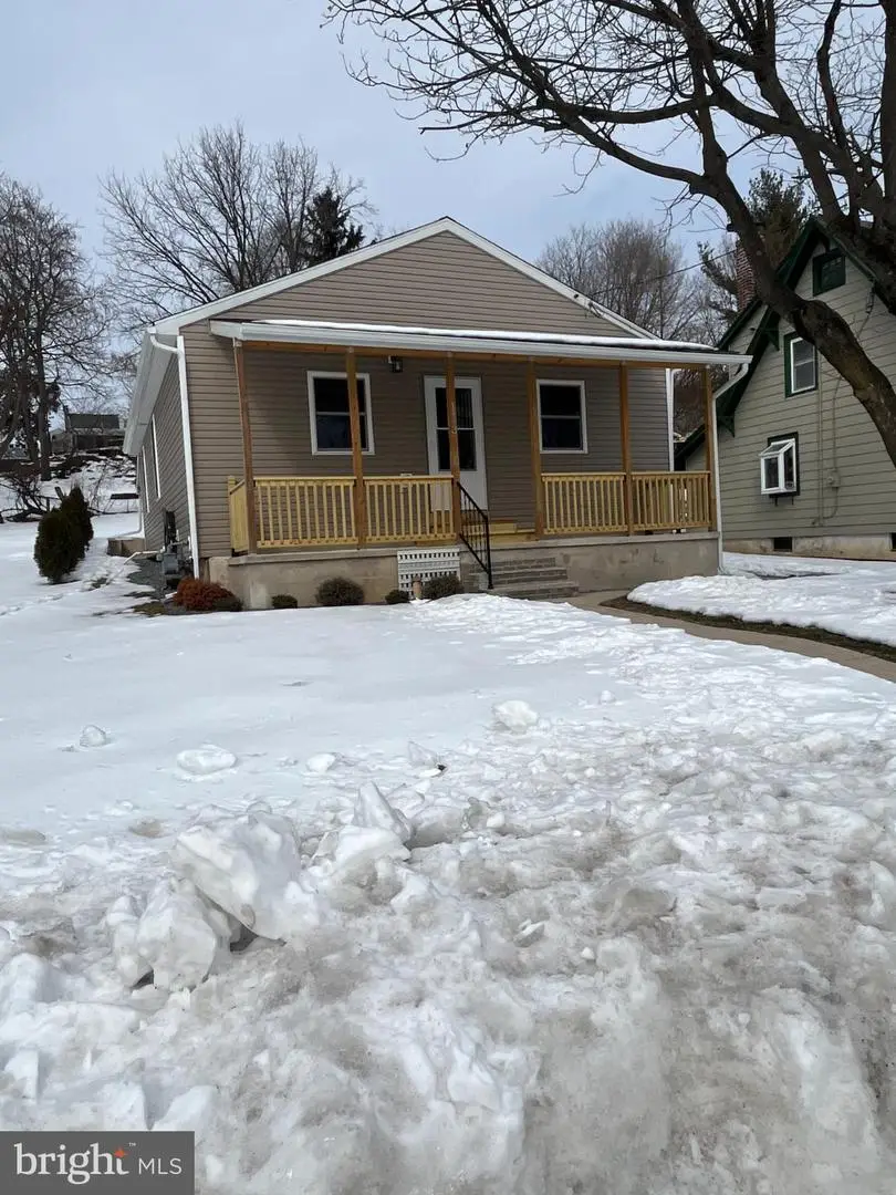 1443 W College Ave, York, PA 17404 - Image #2