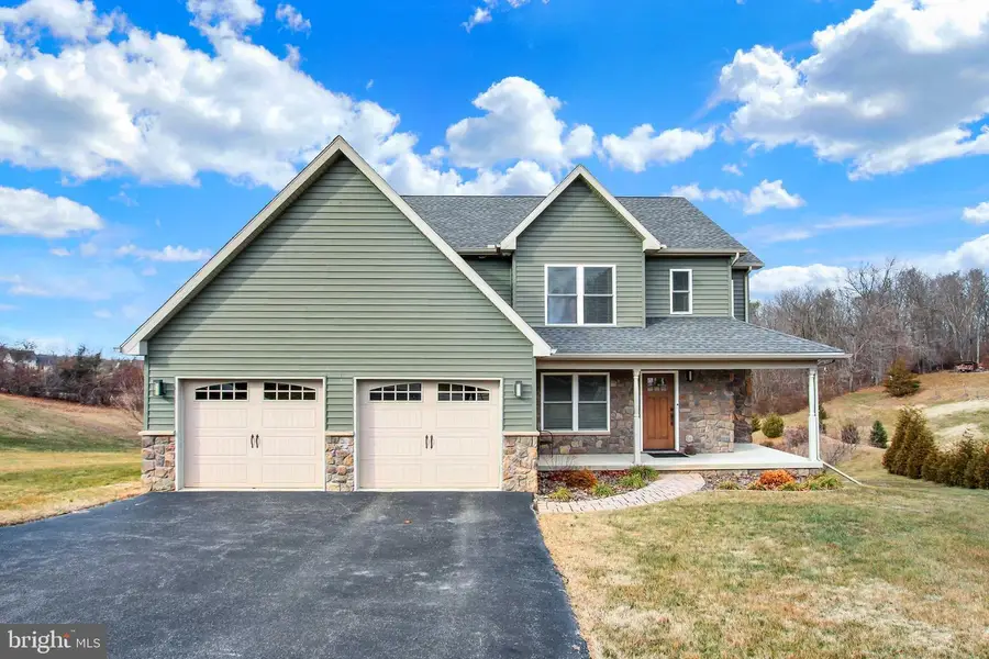 2364 Martz Ln, Hanover, PA 17331 - #2
