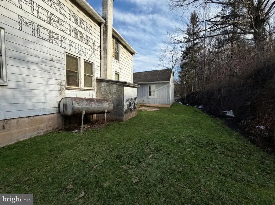 657 Lewisberry Rd, New Cumberland, PA 17070 - #3