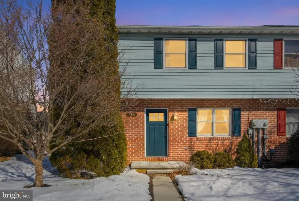 794 Barrett St, Hanover, PA 17331 - #1