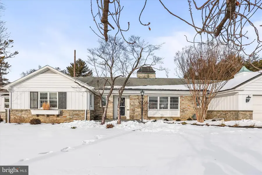 228 Clearview Rd, Hanover, PA 17331 - #2