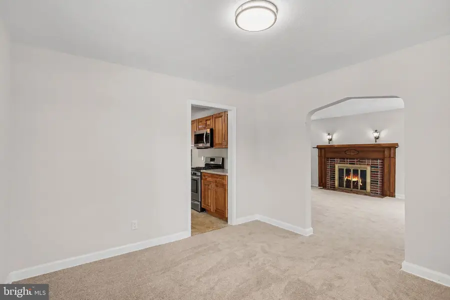 132 Locust Grove Rd, York, PA 17402 - #3