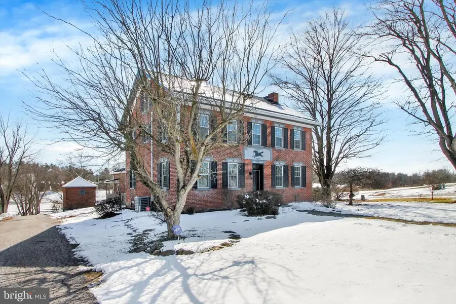 5777 Pine Rd, Thomasville, PA 17364 - #3