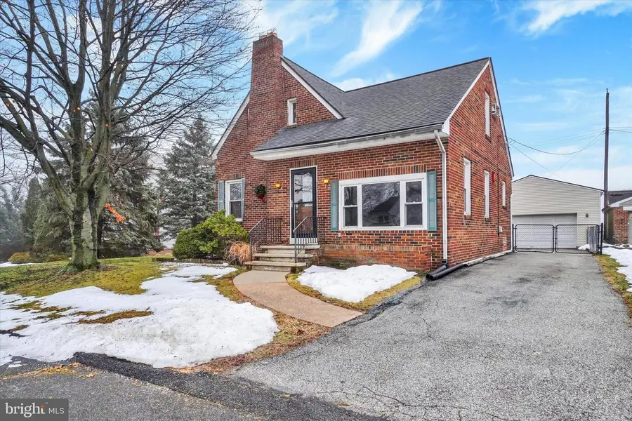 872 Grandview Rd, York, PA 17403 - #2