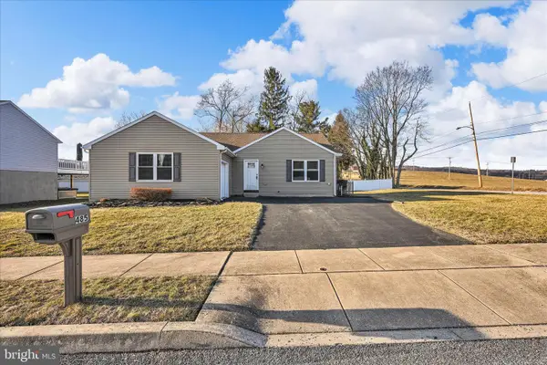 485 Steven Dr, YORK, PA 17406