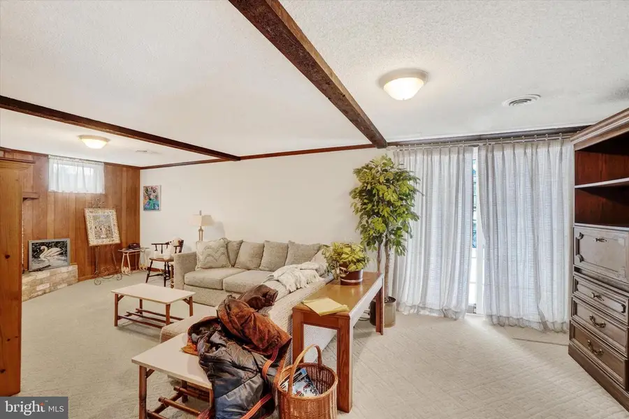 12 Oakleaf Cir, Shrewsbury, PA 17361 - #2