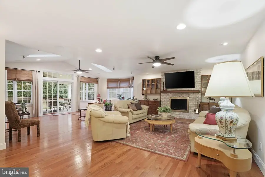 3759 Silverwood Dr, York, PA 17402 - #2