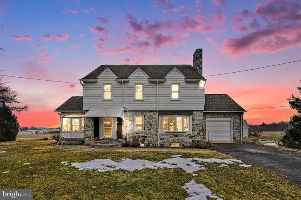 1068 Grandview Rd, HANOVER, PA 17331