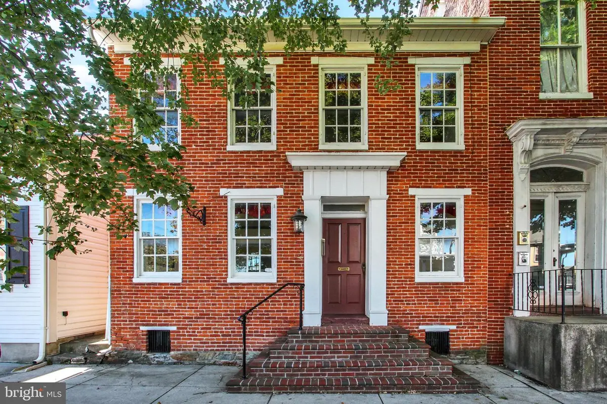 209 Broadway, Hanover, PA 17331 - #1