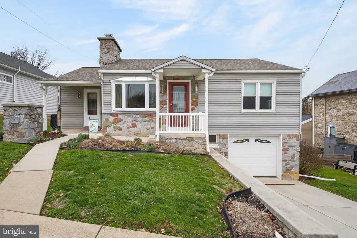 120 Maple St, Wrightsville, PA 17368 - #1