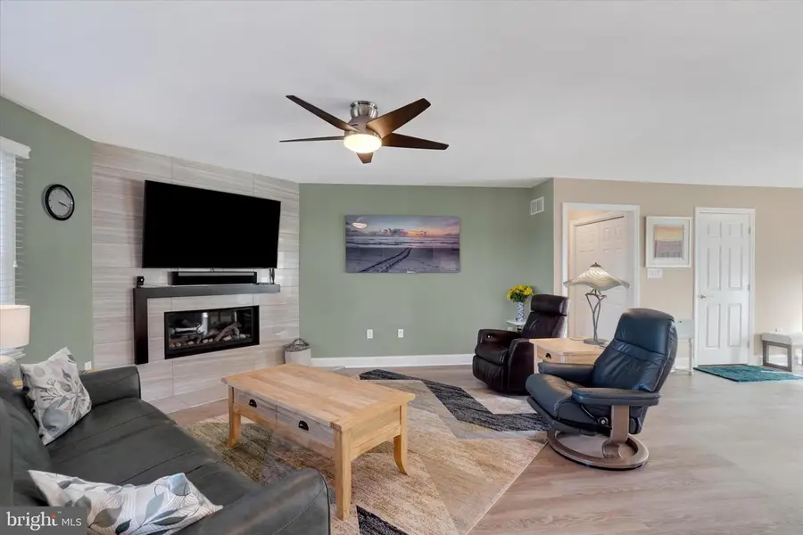 657 Campbell Rd, York, PA 17402 - #3