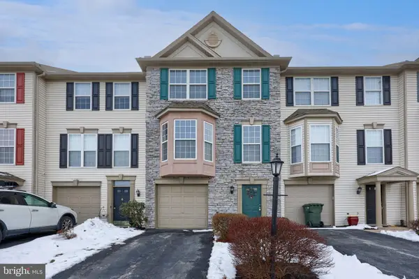 151 Chandler Dr, RED LION, PA 17356