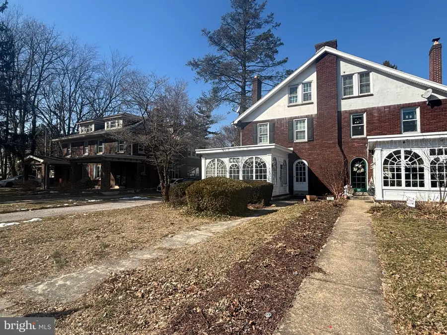 523 Country Club Rd, York, PA 17403 - #2