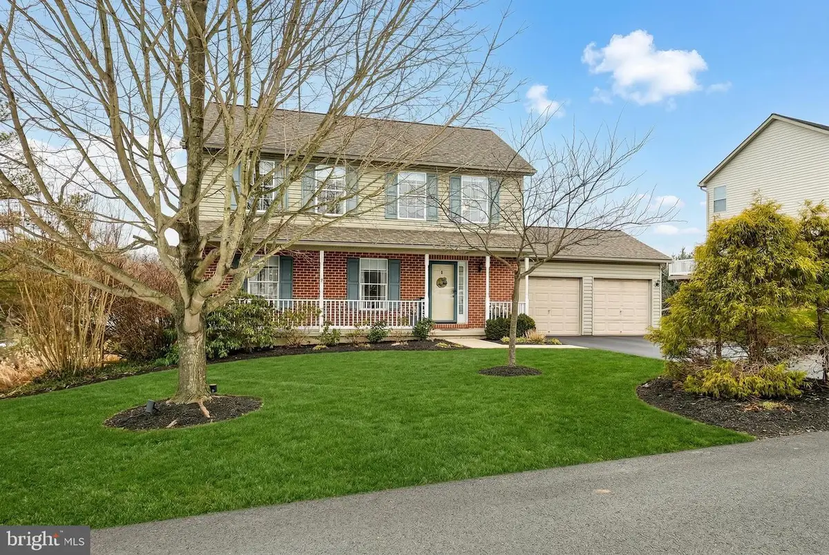 179 Switchpoint Dr, Stewartstown, PA 17363 - #1