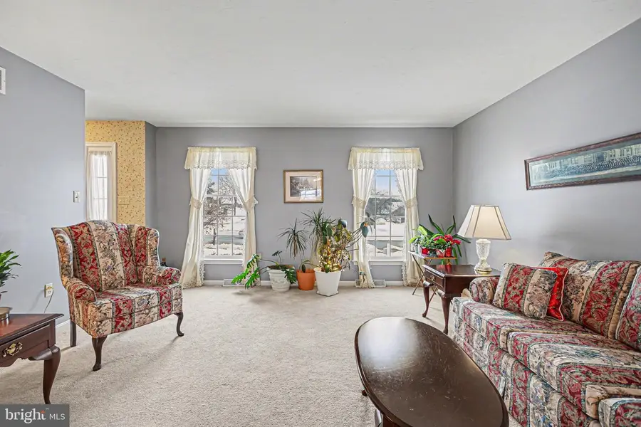 107 Summer House Ln, York, PA 17408 - #3