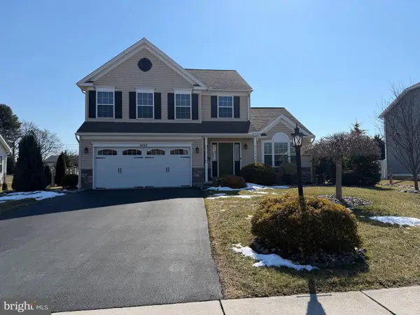6083 Jennifer Ln, SPRING GROVE, PA 17362