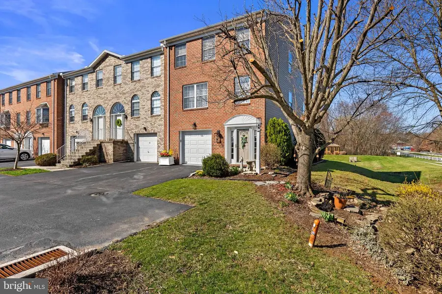 102 Lorenzo Ct #102, York, PA 17402 - #3