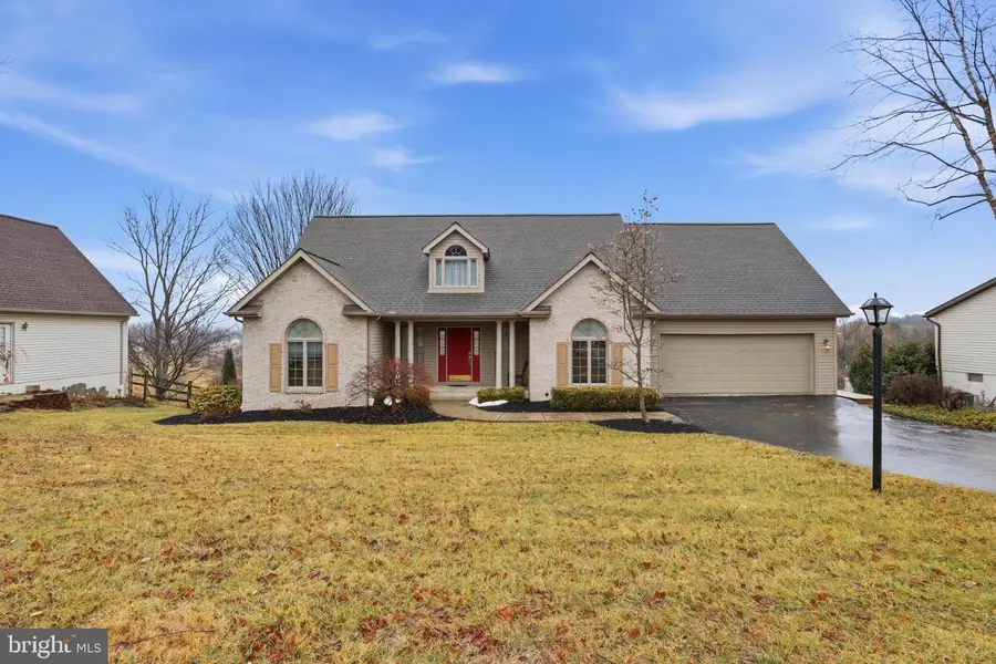 70 Piston Ct, Stewartstown, PA 17363 - #2