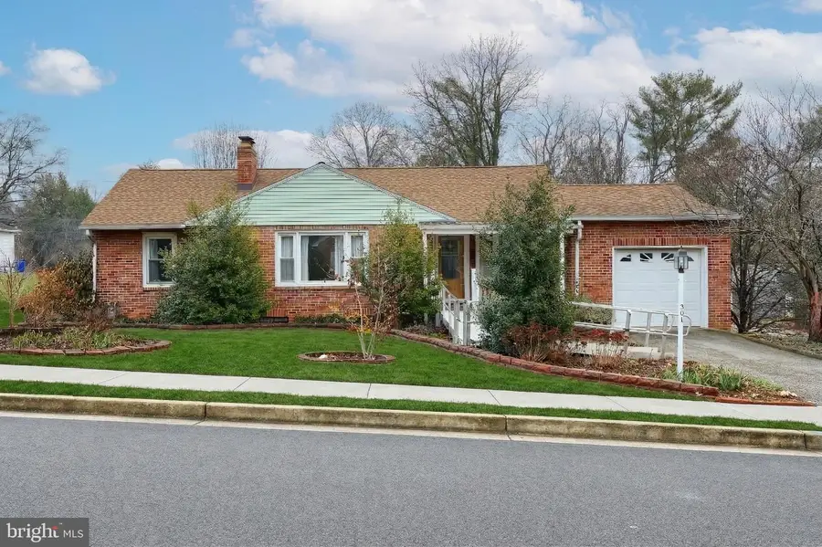 301 N Forrest St, York, PA 17404 - #2