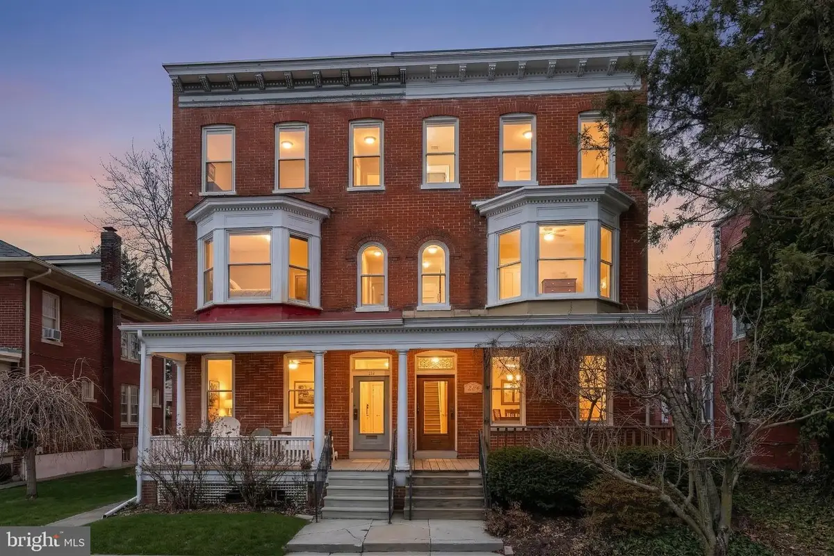 731 Pennsylvania Ave, York, PA 17404 - #1