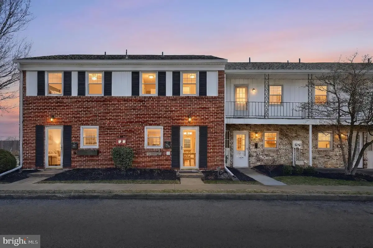 1602 Devers Rd, York, PA 17404 - #1