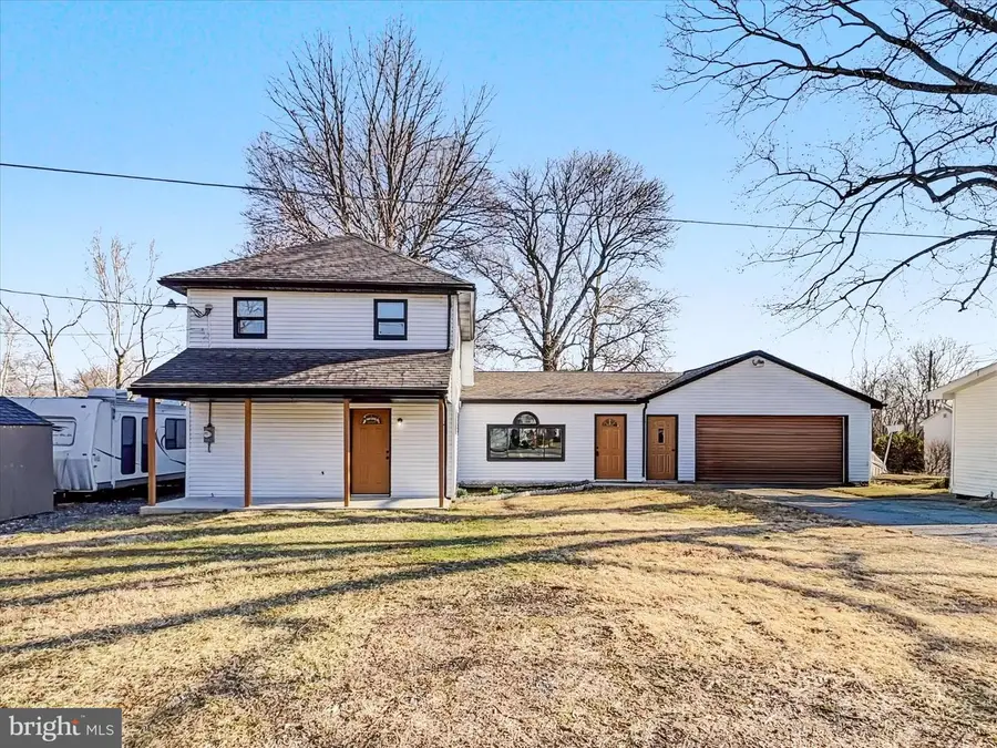 303 York Rd, New Cumberland, PA 17070 - #2