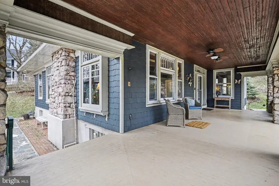 29 Hayward Hts, Glen Rock, PA 17327 - #2