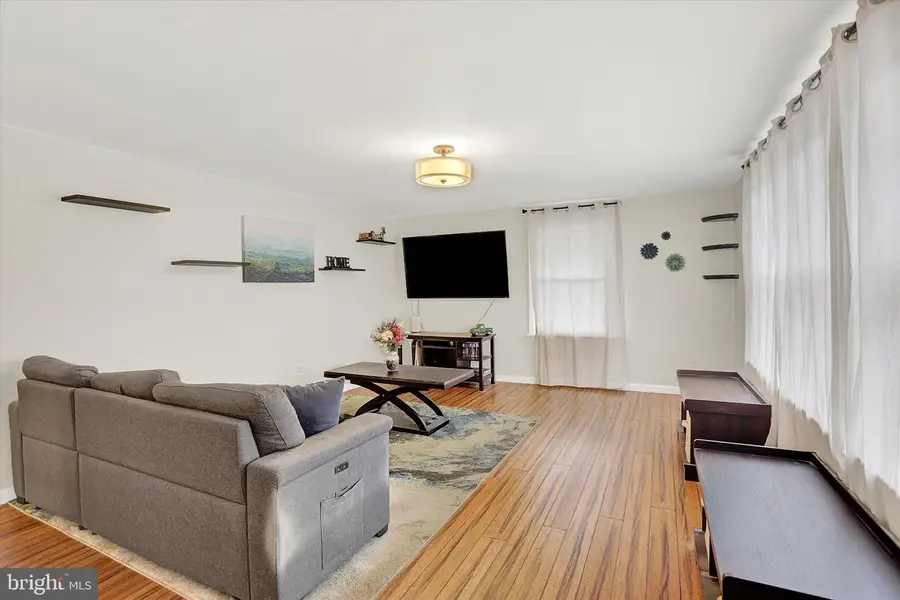 2229 Brougher Ln, York, PA 17408 - #2