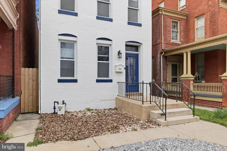 812 S George St, York, PA 17403 - #2
