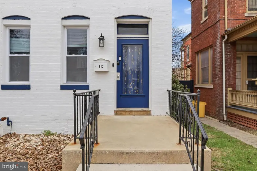 812 S George St, York, PA 17403 - #3