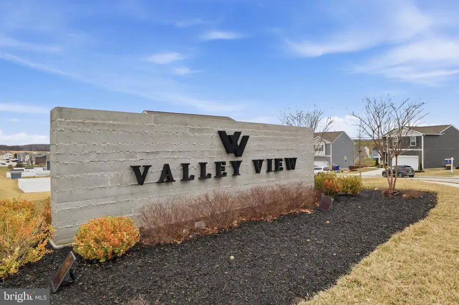 4301 Brent Dr, Spring Grove, PA 17362 - #3