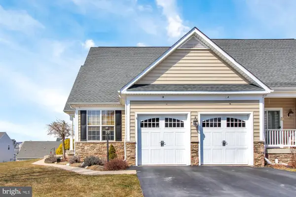 534 Lake Redman Ct, SEVEN VALLEYS, PA 17360