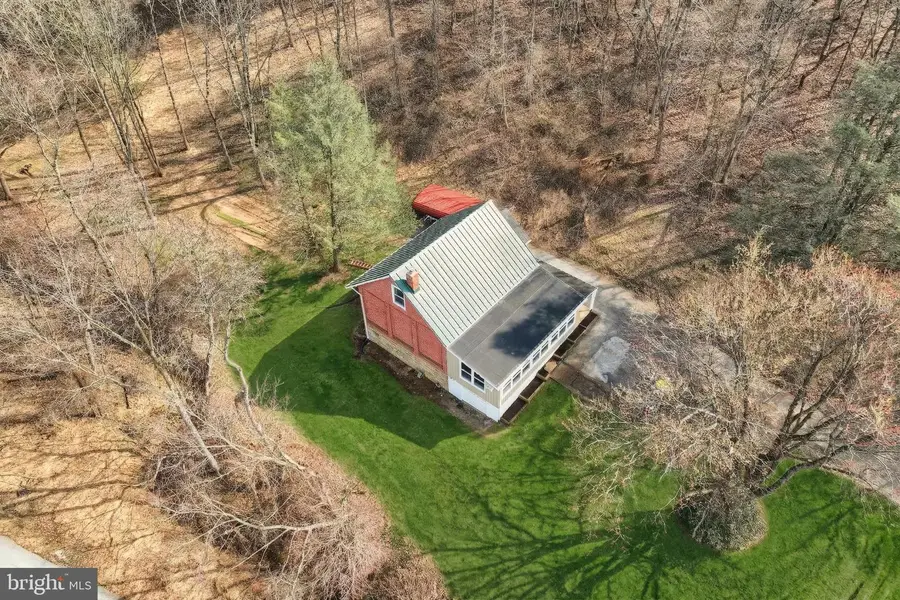 905 Chambers Rd, York, PA 17402 - #3