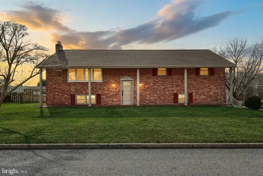 113 Brant Dr, Dallastown, PA 17313 - #2