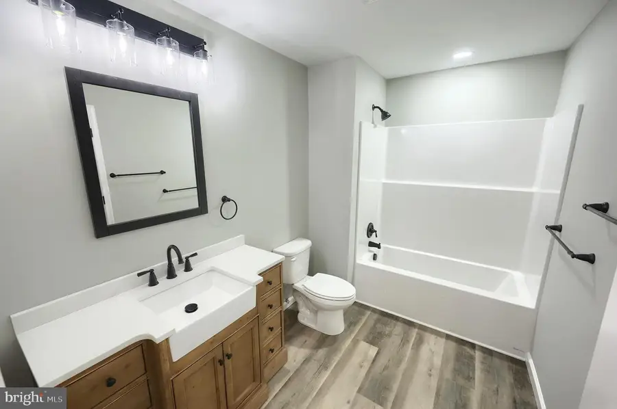 15898 Mcdowell Farm Ln, Stewartstown, PA 17363 - #3