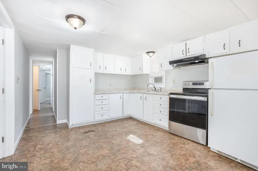 40 Meadowbrook Ct, New Cumberland, PA 17070 - #3