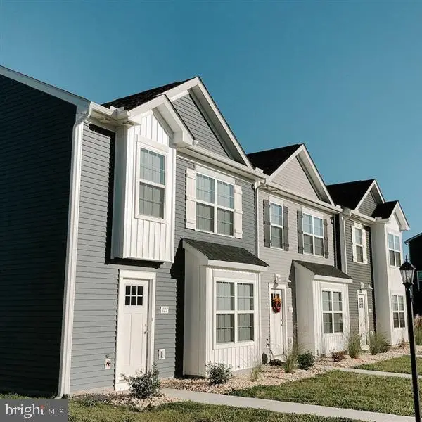3623 Kortni Drive #40, DOVER, PA 17315