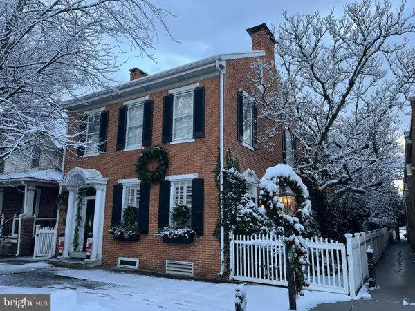 223 Broadway, HANOVER, PA 17331