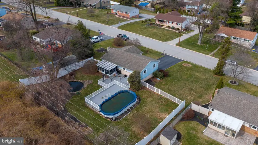 417 Frederick Dr, Dallastown, PA 17313 - #2